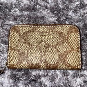 Coach Medium Id Zip Wallet